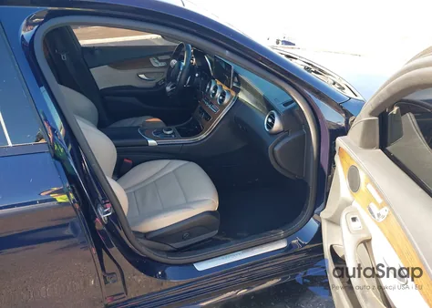 2020 Mercedes-Benz C 300 из США, поврежденный, VIN 55SWF8DB7LU330791